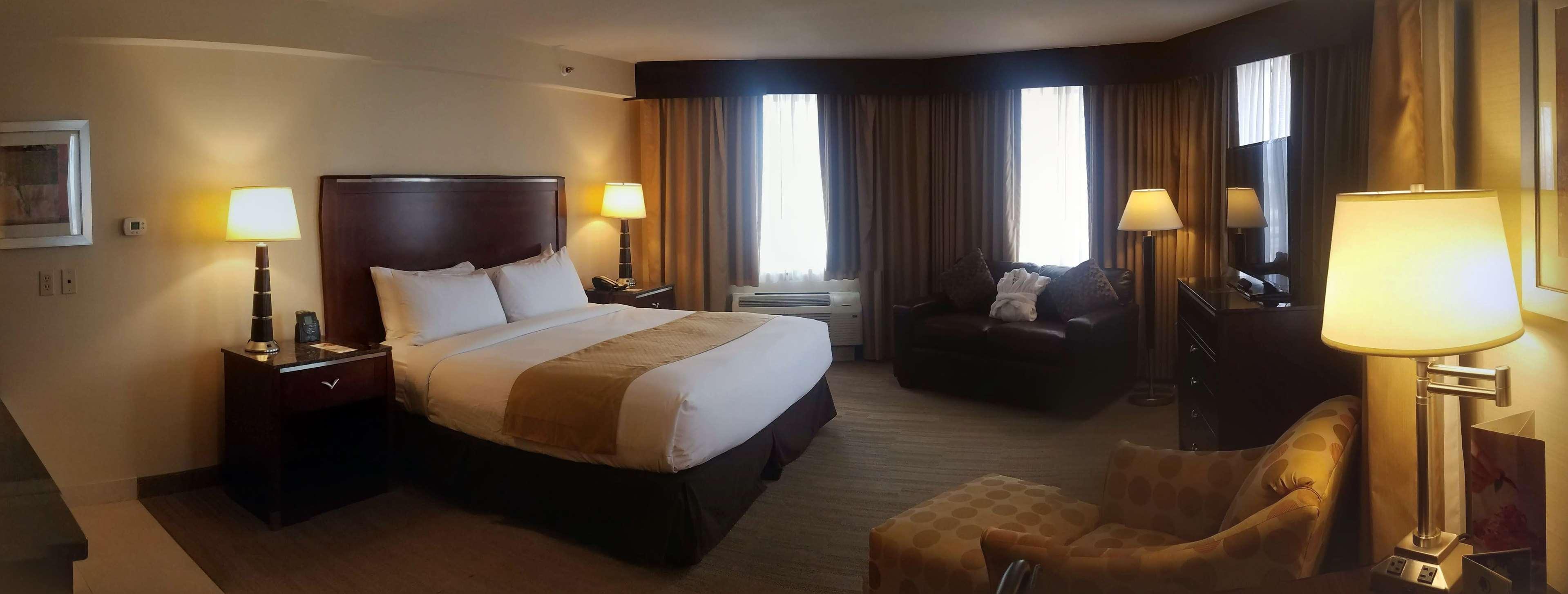 Doubletree By Hilton Hotel Denver - ת'ורנטון מראה חיצוני תמונה